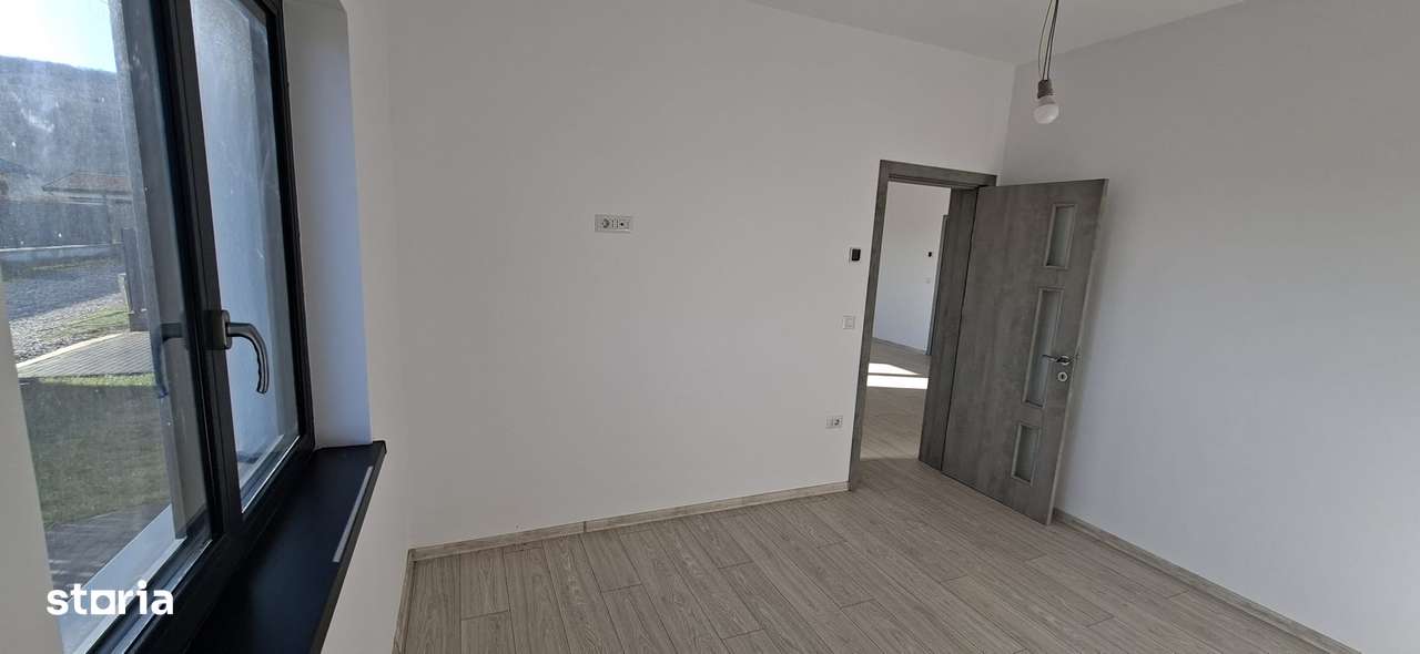 Hemeius-casa noua parter-82 mp utili-teren 270 mp - apa - curent - gaz-10