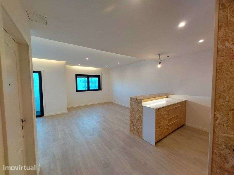 Arrendo T2 junto ao Marques Porto - Grande imagem: 5/12