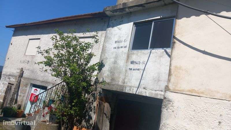 Moradia Usada  no Lugar de Catapeixe,Sobrado, Concelho de C. de Paiva. - Grande imagem: 5/7