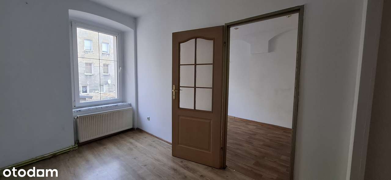 Duże przestronne 3-pokojowe - w centrum, zadbana kamienica, 1 piętro-4