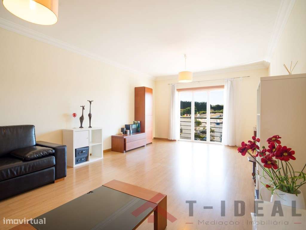 Apartamento T2 no Centro da Lourinhã - Grande imagem: 4/47