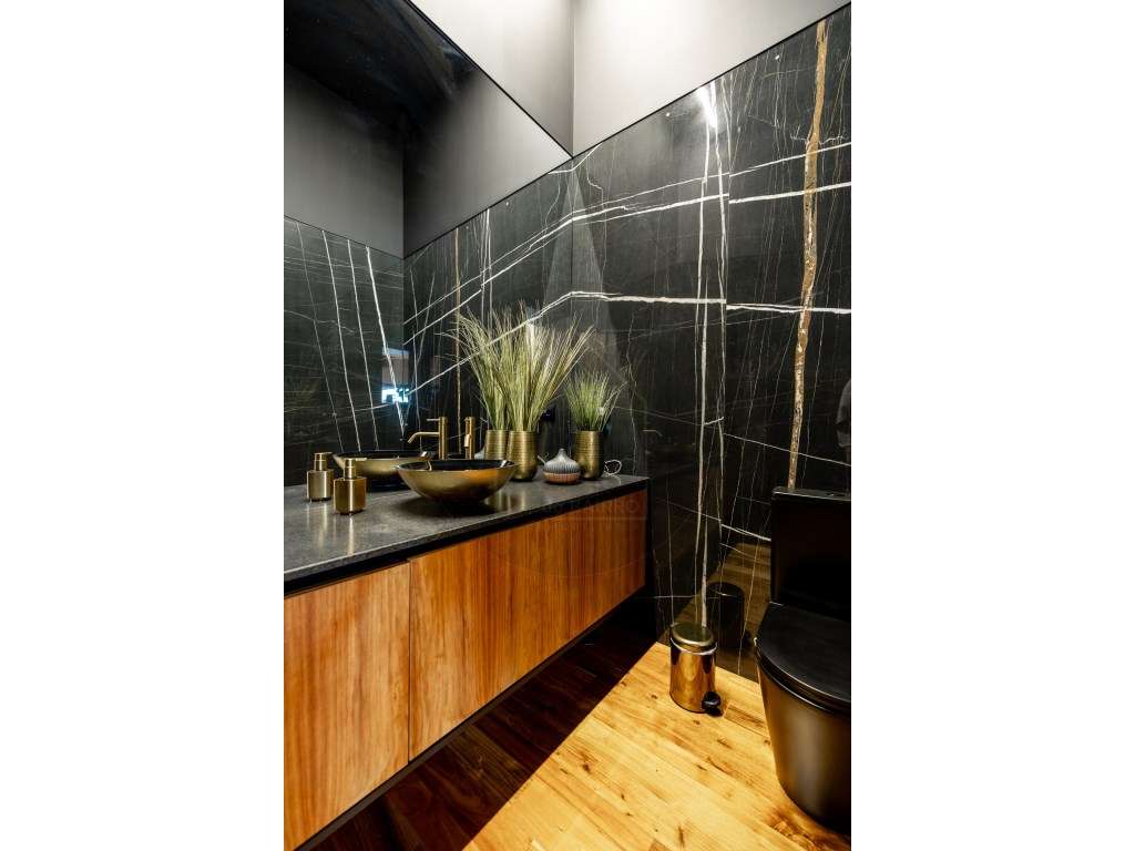 Moradia T6, térrea contemporânea, piscina, terraços e jardim junto ...-43