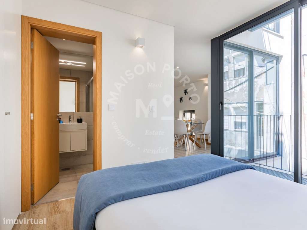 Apartamento T1 com Varanda Totalmente Equipado e Mobilado no Bonfim...-9