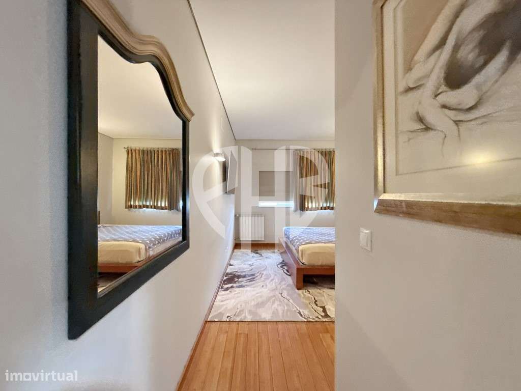 Apartamento T3+1 Duplex C/Terraço 250m2 // Condominio-22