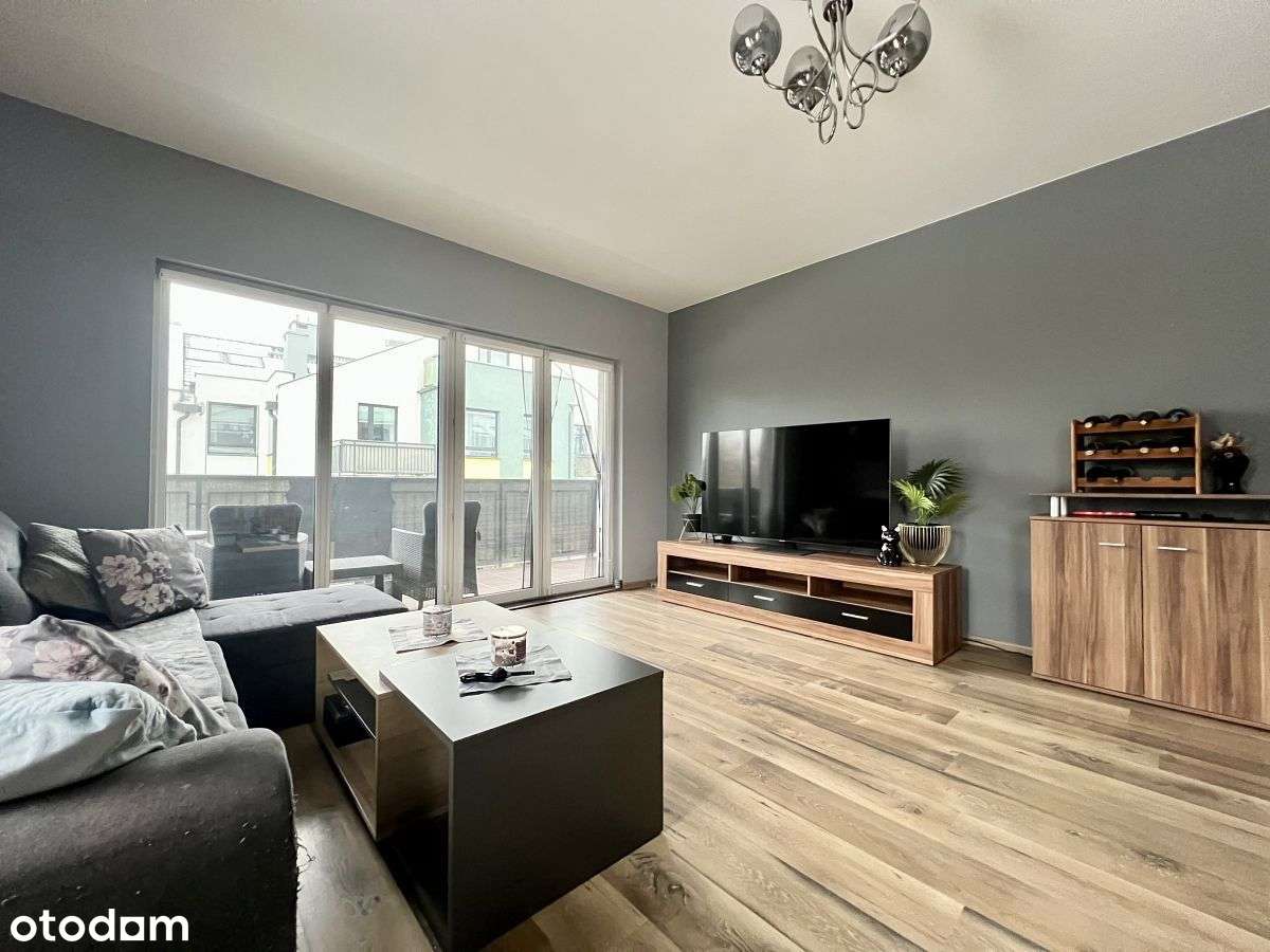 3 Pok/2017/Warszewo/ Taras/ 1 piętro/ Garderoba-2