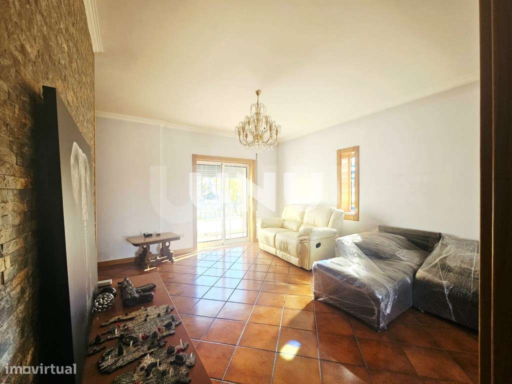 Moradia em Banda T5 - A 5 Minutos do Centro da Cidade de Viseu-7