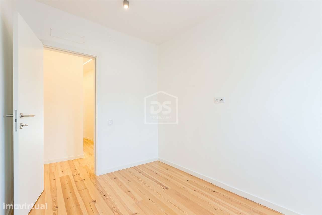 Apartamento T4 Venda em Avenidas Novas,Lisboa-12