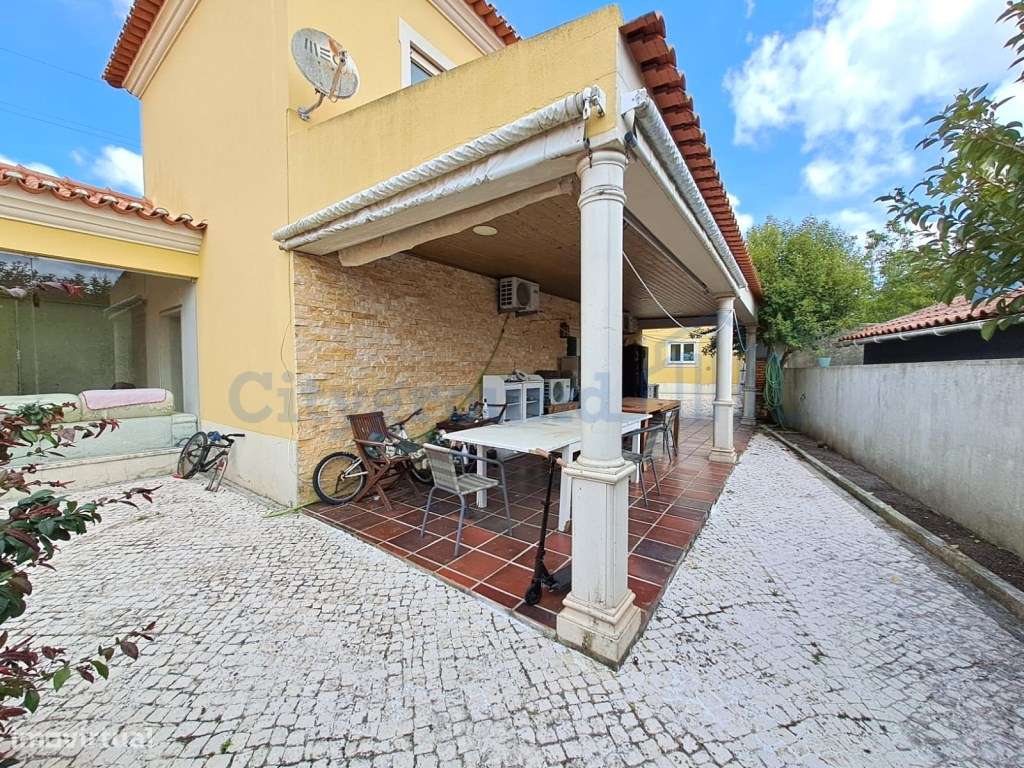 Moradia V4+1 em Roliça, em condomínio Domicillium Villas-7