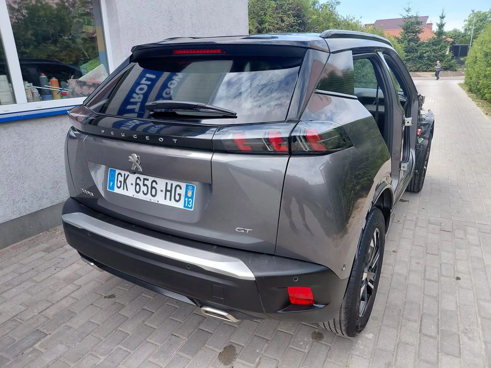 Peugeot 2008 II PureTech mHEV Active e-DCS6 2022