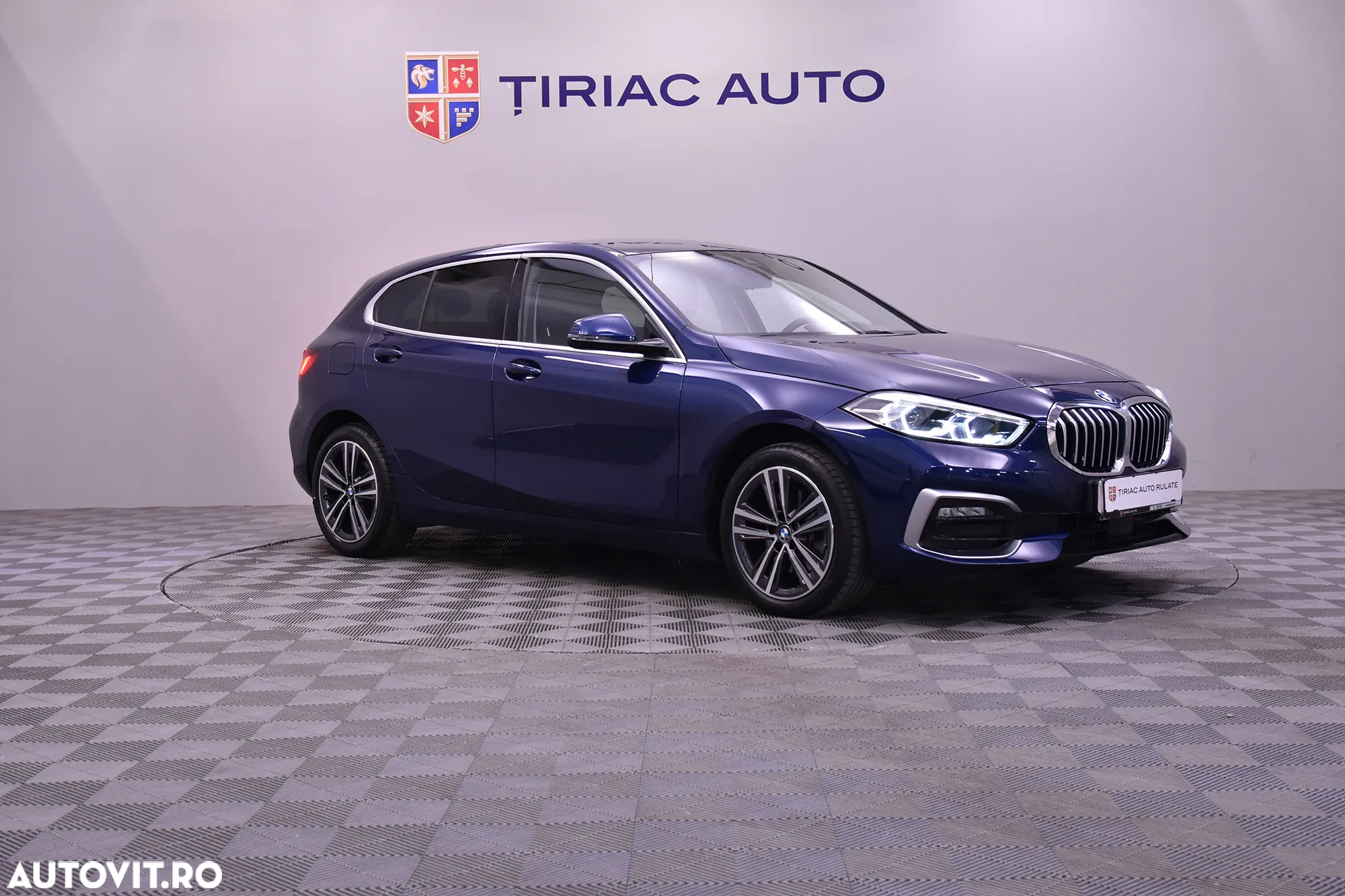 BMW Seria 1 118i Aut. Luxury Line - 7