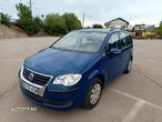 Volkswagen Touran 1.6 Conceptline - 1