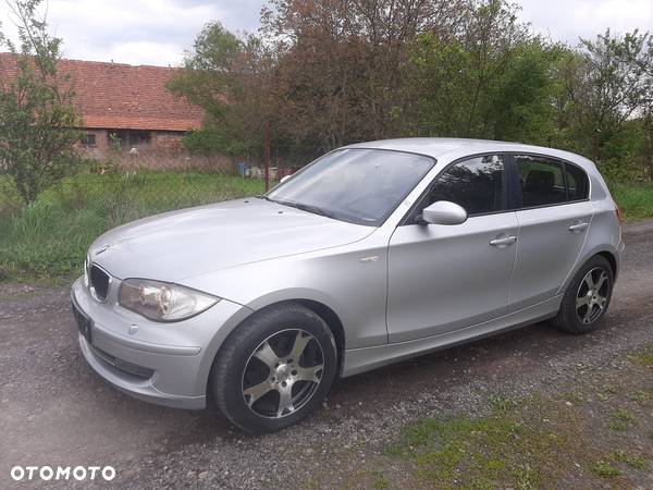 BMW Seria 1 116i - 1