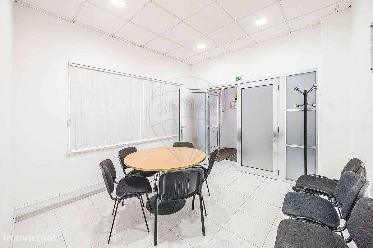 Loja  para arrendamento - Grande imagem: 5/30