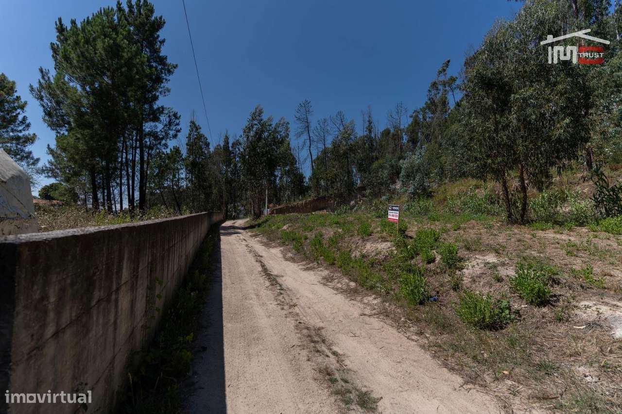 Terreno no centro de Caxarias com 856,94 m2 - Grande imagem: 4/12