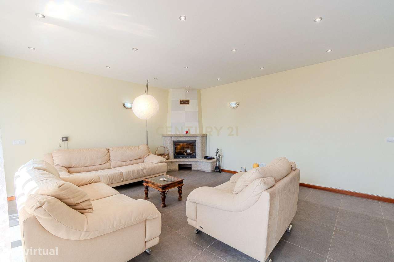 Moradia moderna T3+1 em Parragil, Loulé - Grande imagem: 5/51