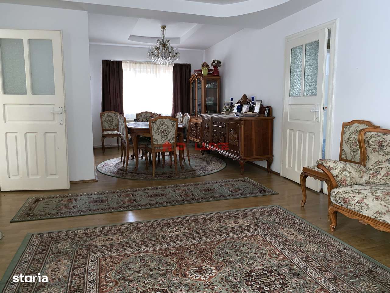 Casă / Vilă cu 6 camere în zona Sud-Est-2