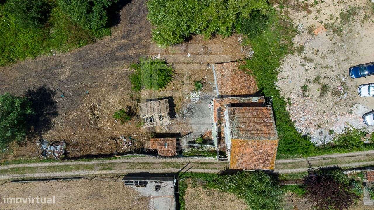 Quintinha no centro de Ovar - Grande imagem: 4/21