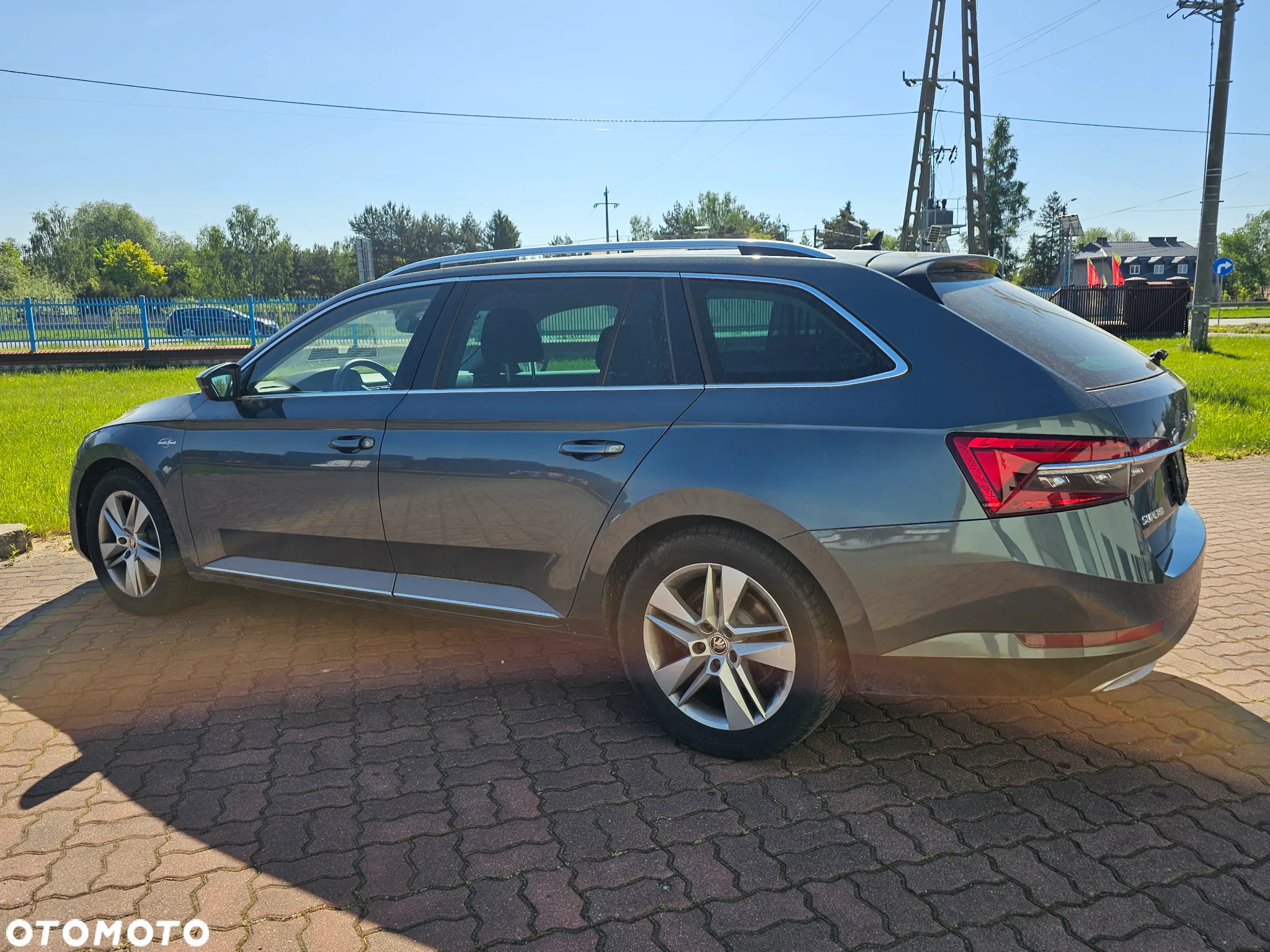 Skoda Superb 2.0 TDI SCR L&K DSG - 8