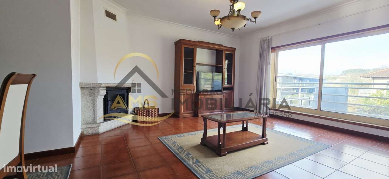 APARTAMENTO T3 COM TRÊS FRENTES E GARAGEM A 5 min a pé do Centro de-45