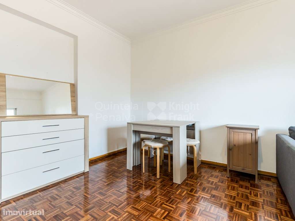 Apartamento T2 para arrendamento, com móveis em Benfica - Grande imagem: 5/24