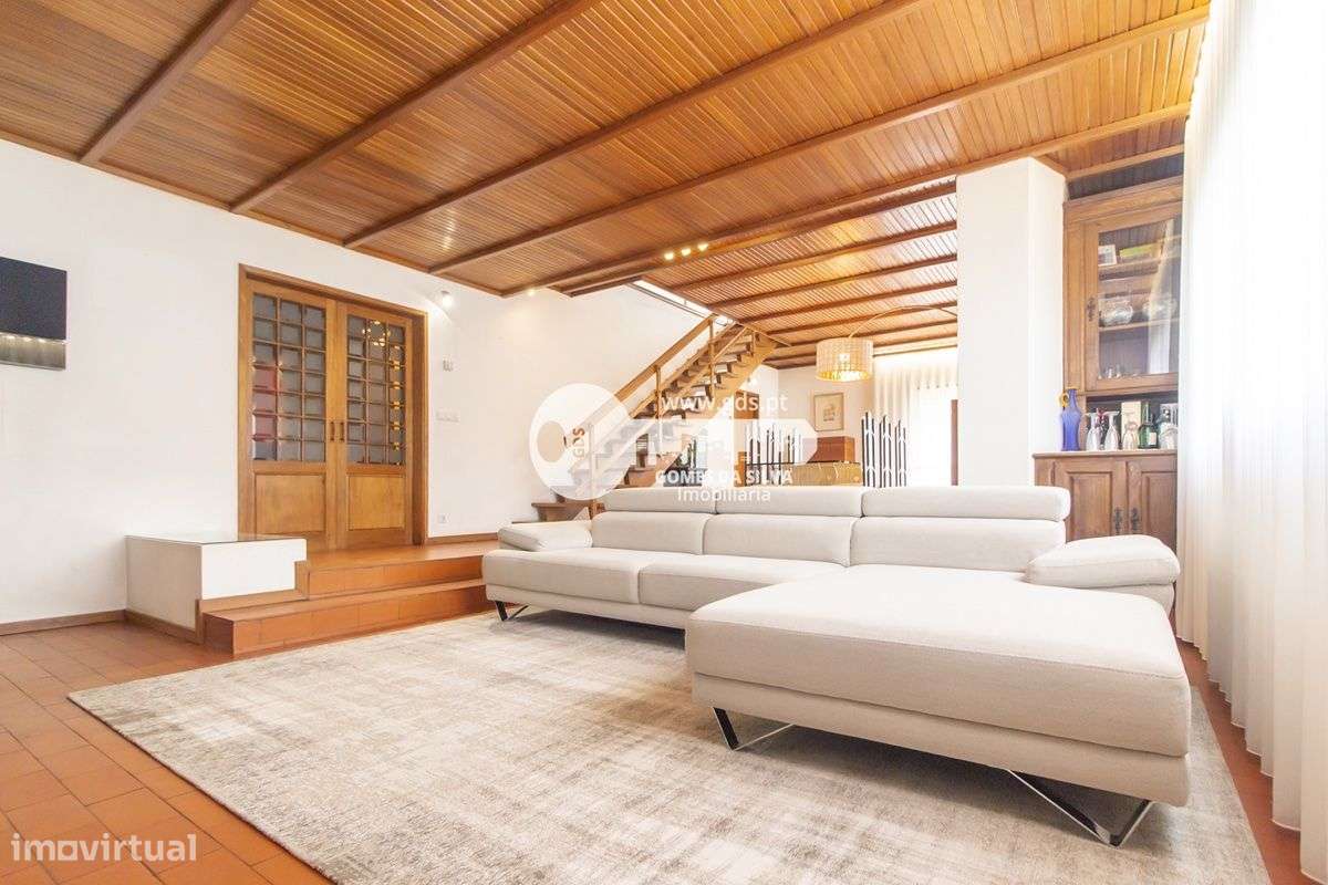 Moradia individual em Nogueiró c/2.500m2-20