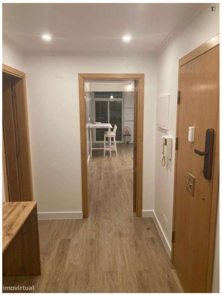 Apartamento com 3 quartos - localizado em Lisbon - Grande imagem: 1/10