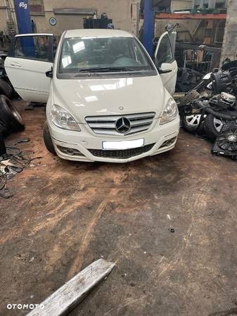 MERCEDES B KLASA W245 2.0 CDI TURBINA - 1