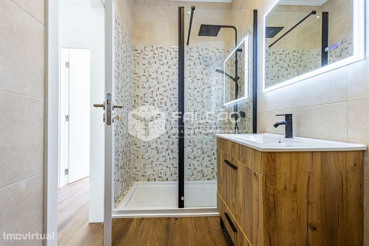 Apartamento T2 Venda em Santarém (Marvila), Santa Iria da Ribeira de S-25