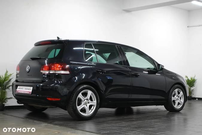 Volkswagen Golf 2.0 TDI DPF Highline - 10