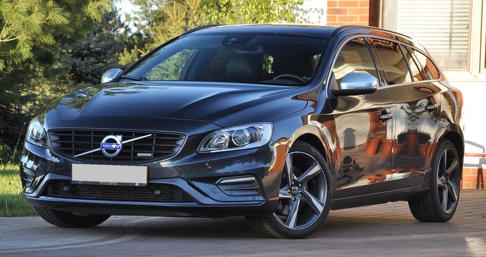 Volvo V60 I D5 R-Design 2014