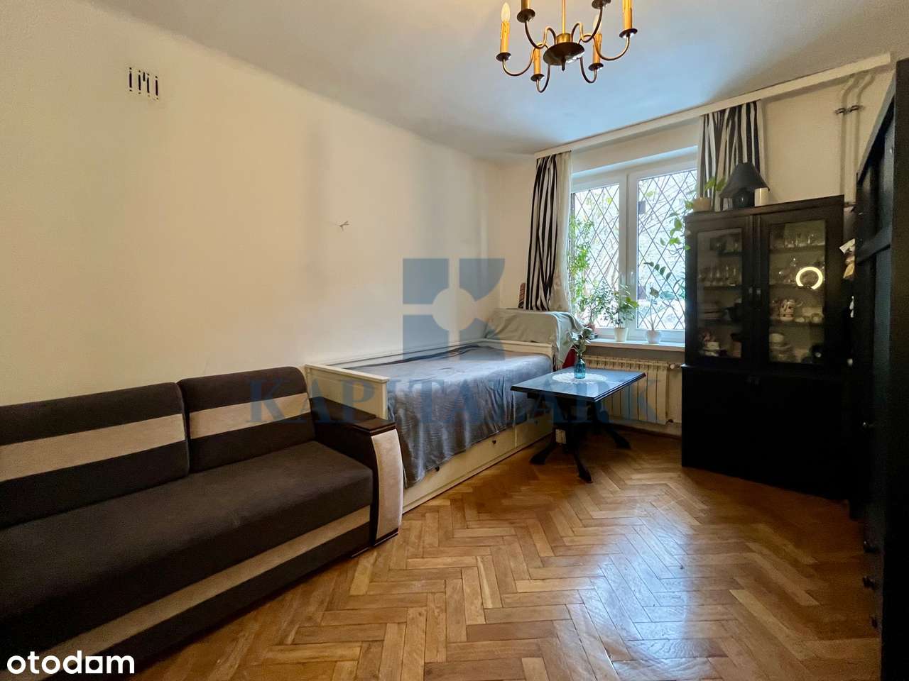 Kawalerka 35,49m2 | kamienica | Plac Hallera | parter |-1