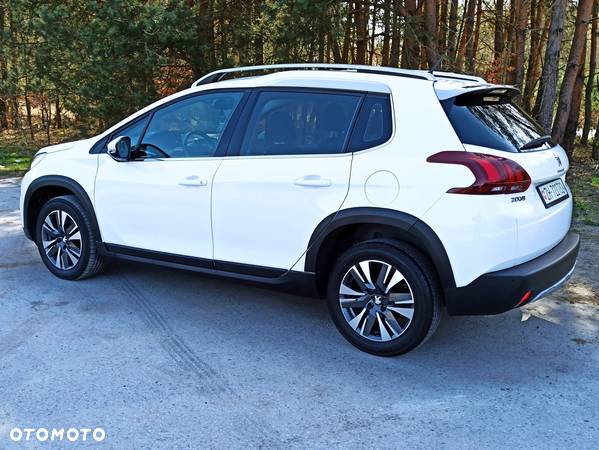 Peugeot 2008 1.2 Pure Tech Access - 12