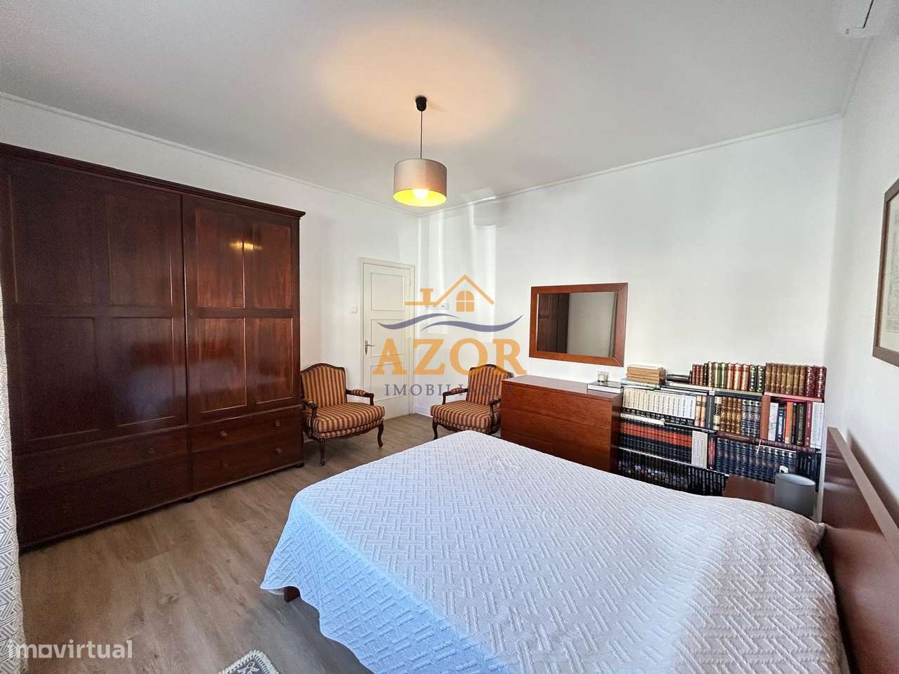 Moradia T5 Venda em Ponta Delgada (São José),Ponta Delgada-5
