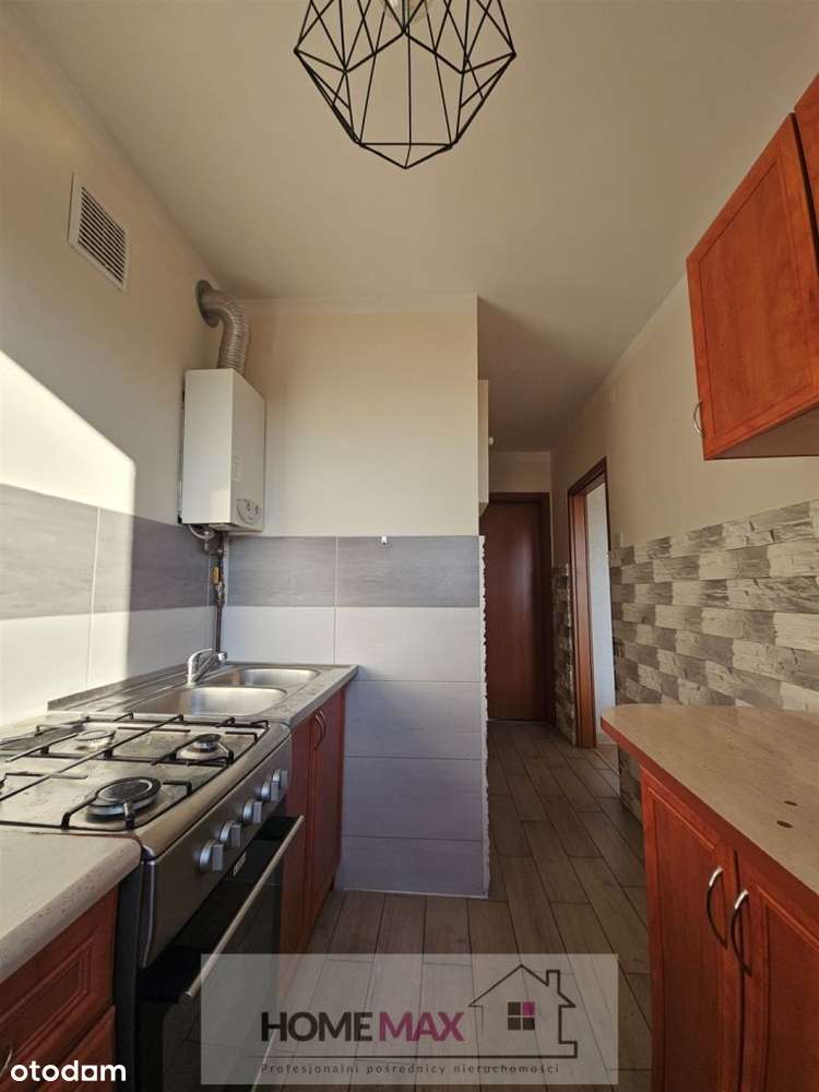 Mieszkanie 3-pokojowe w samym centrum Legnicy-8