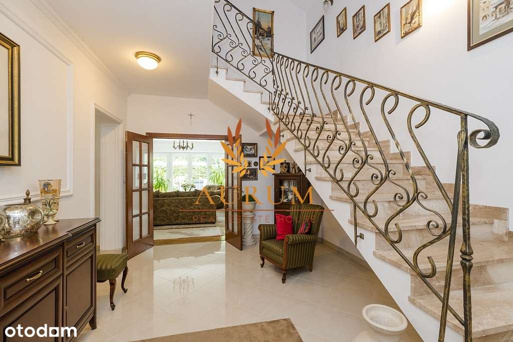 Ciepły rodzinny dom najwyższej jakości blisko lasu-4