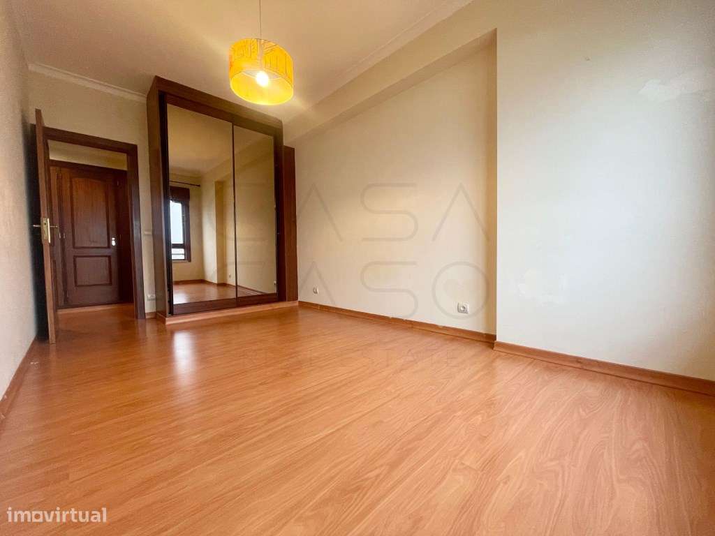 T2 para Arrendamento - Próximo da Escola Aranguês e do Hospital de ... - Grande imagem: 5/9