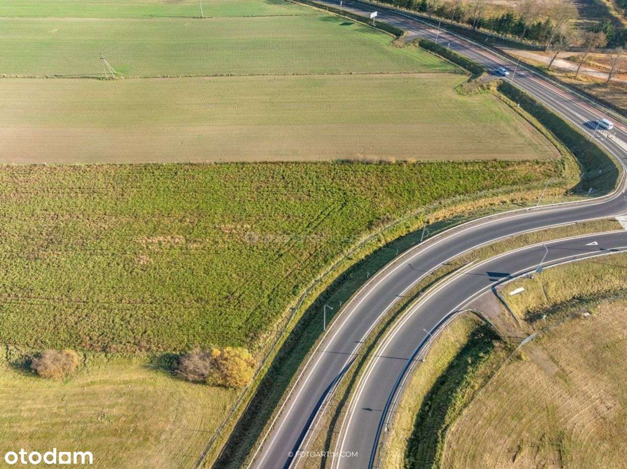 Działka inwestycyjna, objęta Mpzp, przy Dk- S7-14