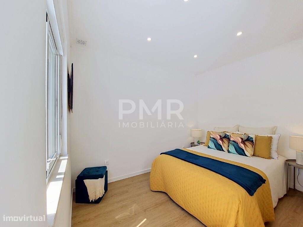 Moradia totalmente renovada com espaço exterior – Vale de Figueira-18