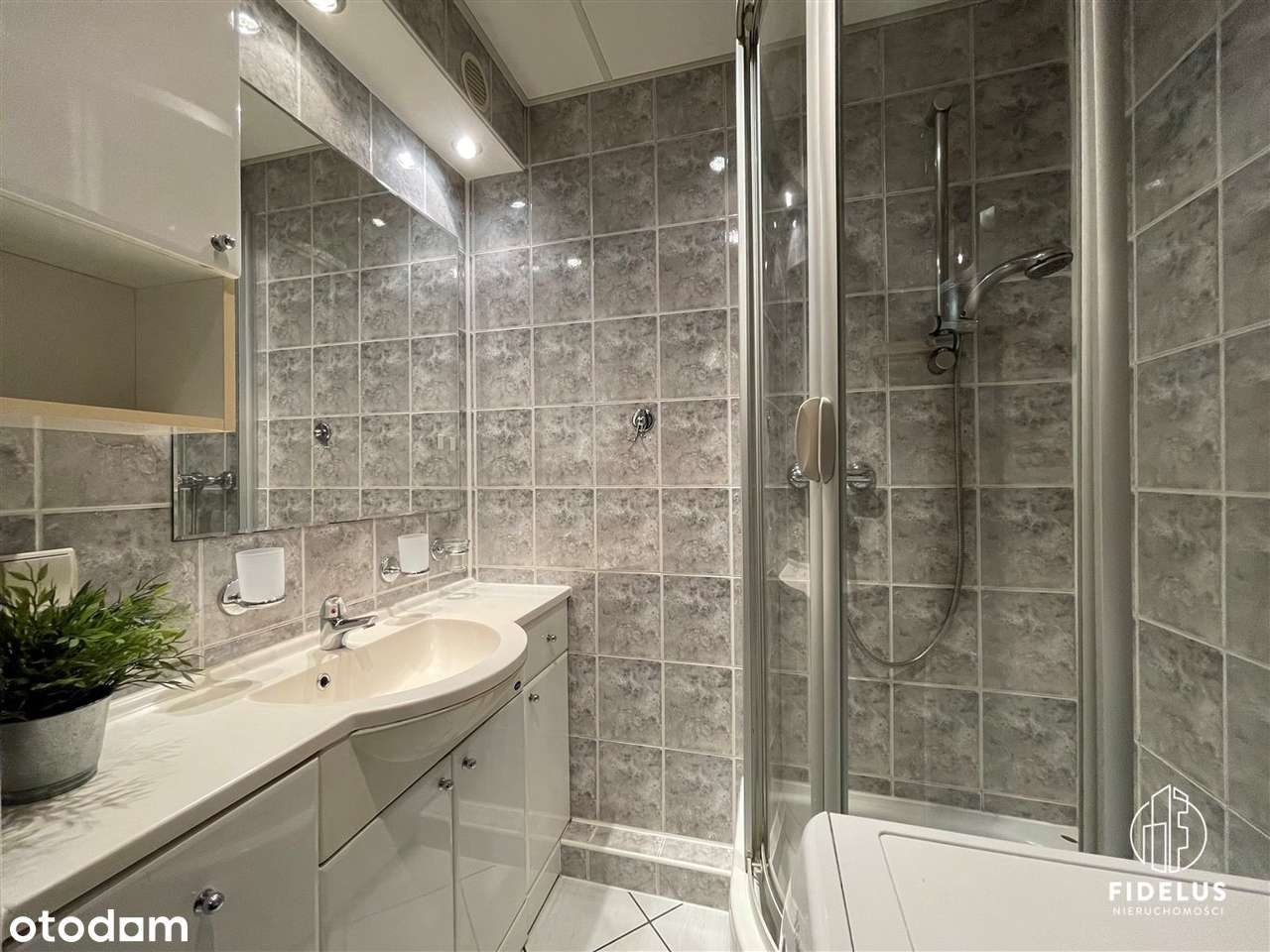 3 pokojowe M blisko Paprocan-14