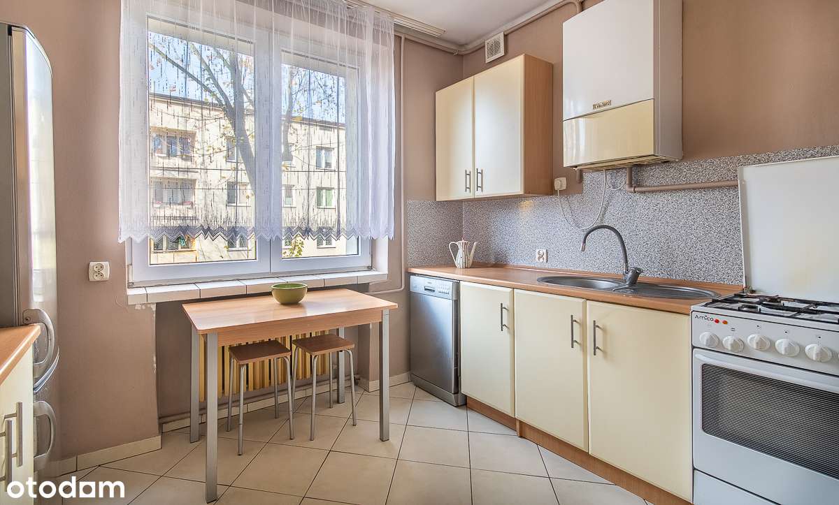 Blisko ŚUM, kameralny blok wśród zieleni w centrum Ligoty-8