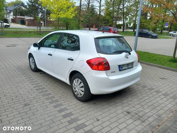 Toyota Auris 1.4 VVT-i Luna - 6