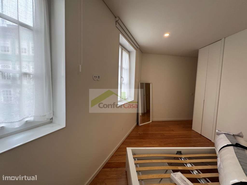 Apartamento T2 Mobilado com ar condicionado no centro histórico de ... - Grande imagem: 4/14