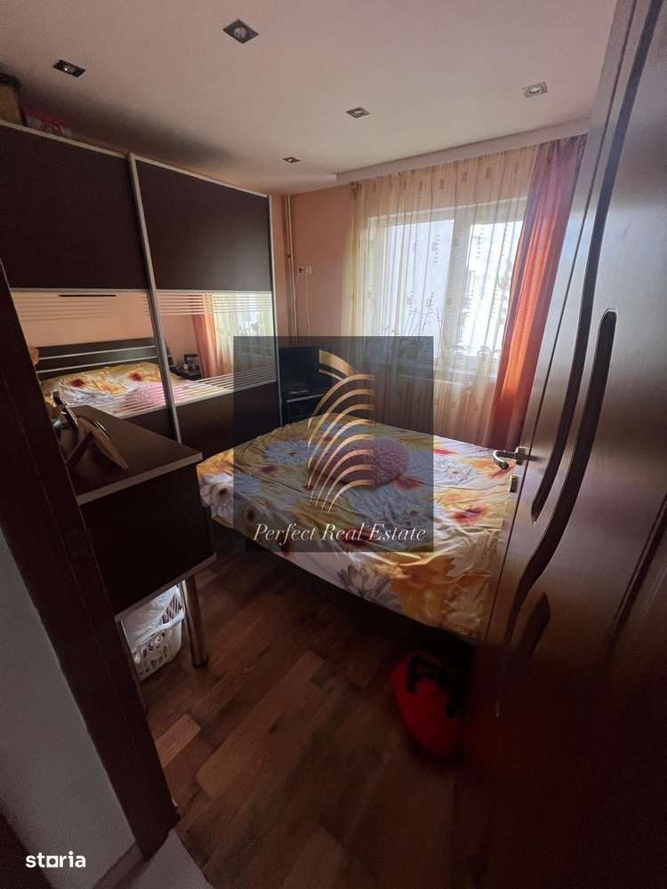 De vânzare –  EXCLUSIVITATE! Apartament 3 camere, semi confort I,-10