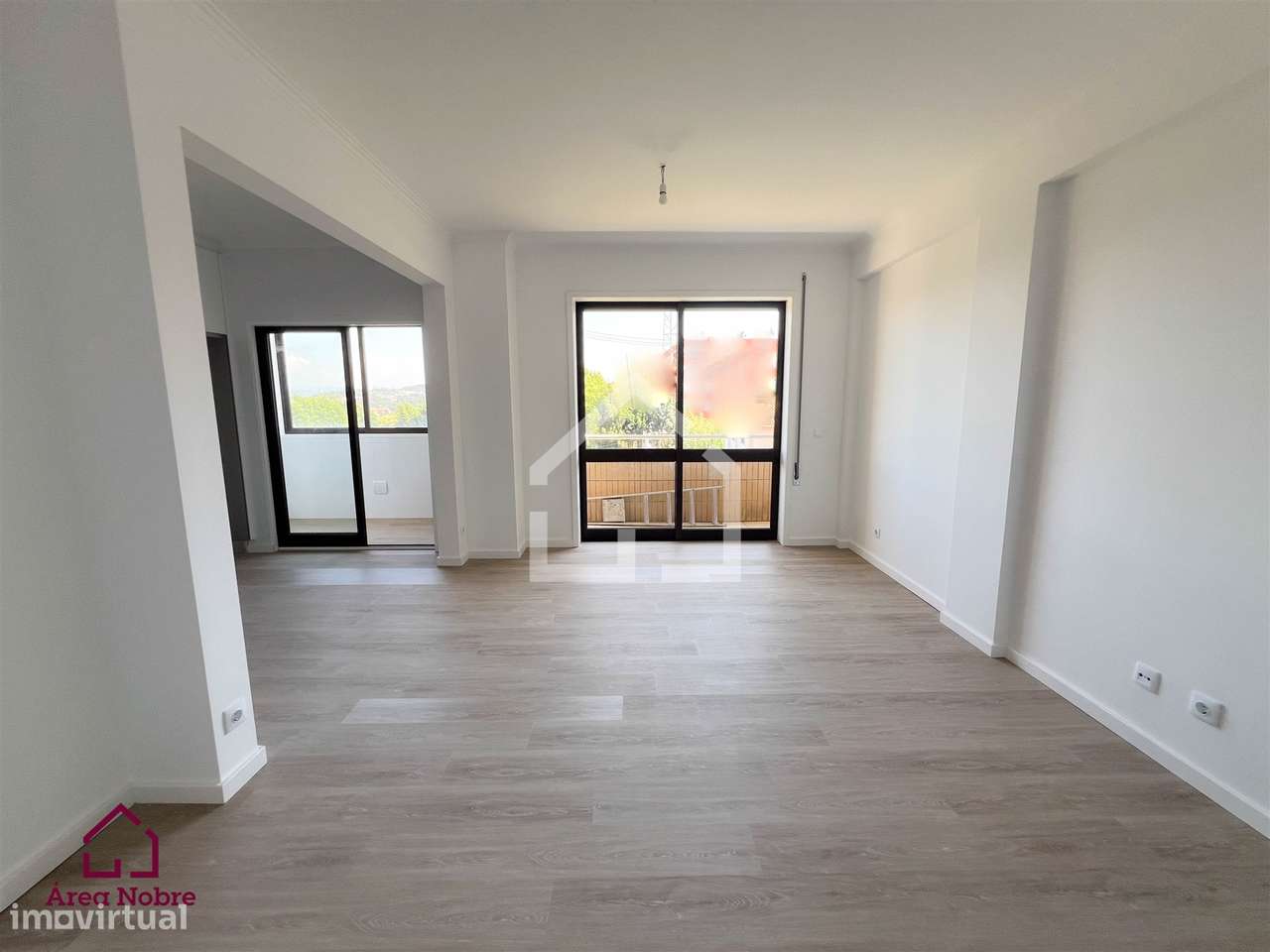 Renovado Apartamento T2 para Arrendamento - Grande imagem: 5/17