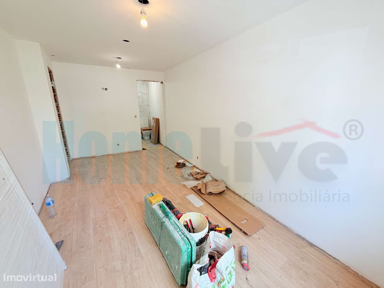 T3 Remodelado Logradouro 45m² | Centro de Alverca do Ribatejo – Lisboa-6