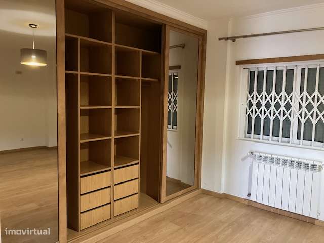 Lisboa Sul Almada Duplex T3 +1, com garagem-26