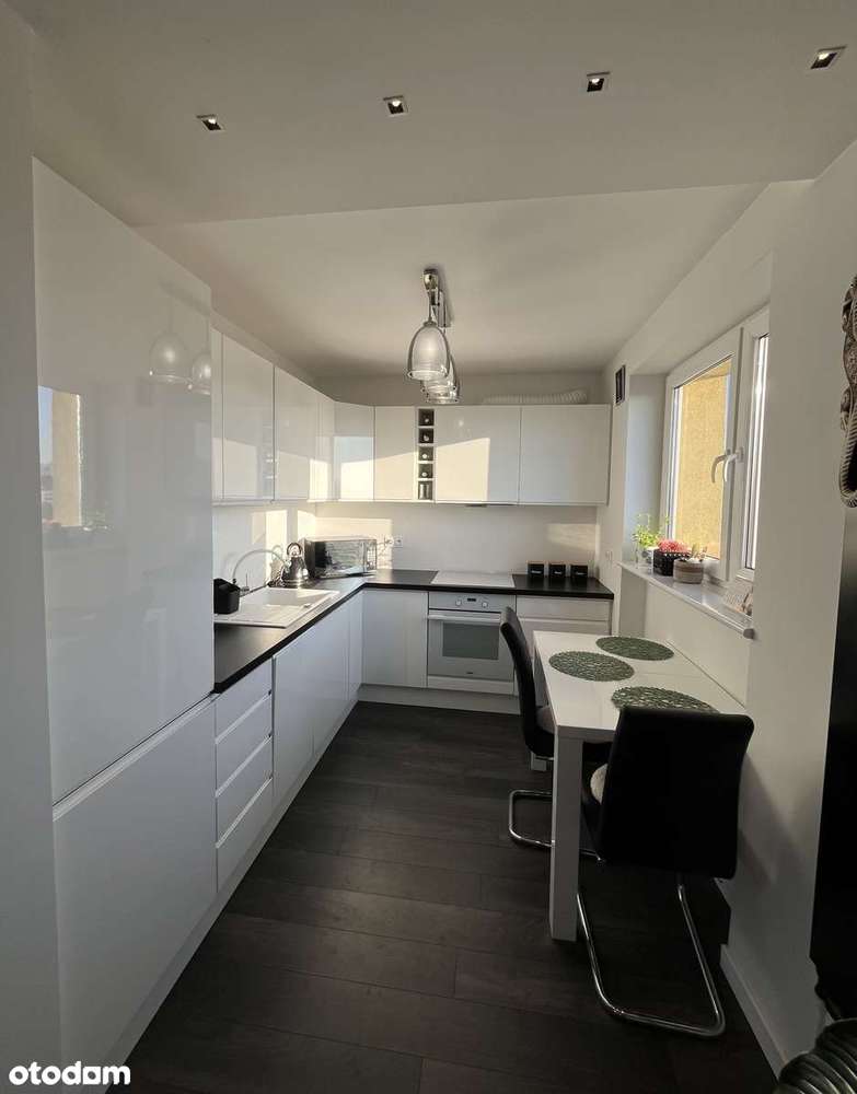 Piękne mieszkanie w Pucku, 600 metrów od plaży, kawalerka 34,7 m2 - Pełny obrazek: 2/14