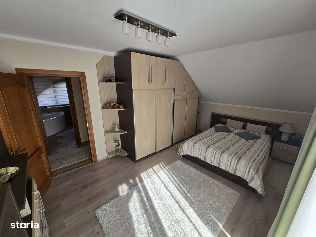 CasaD-P-E,5 camere,4 băi,230mp,504mp teren,cartier Belvedere-10