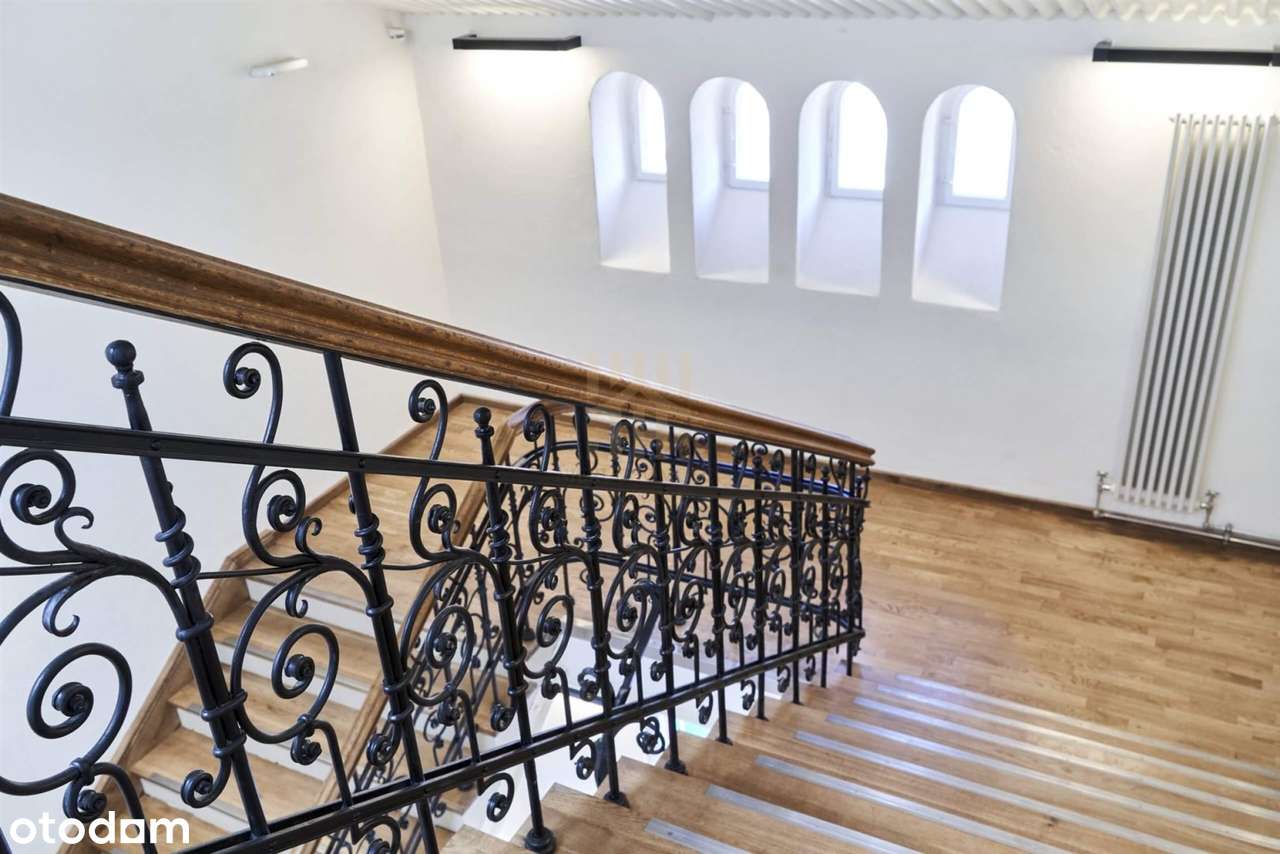 Wyjątkowe biuro w industrialnym klimacie - Pełny obrazek: 4/15