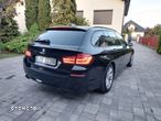 BMW Seria 5 525d xDrive - 10